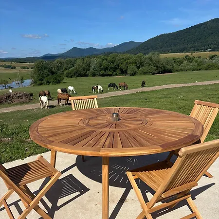 Relais Equestre Du Neufeld - Ete 3* Oberhaslach