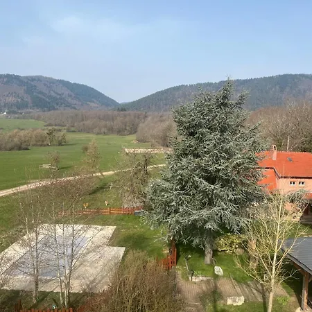 Relais Equestre Du Neufeld - Ete 3*